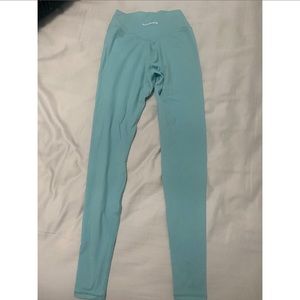 Alphalete Essential Leggings